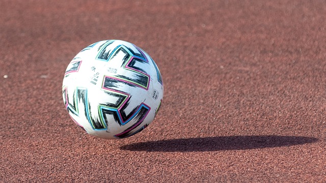 他的腳步熟 他的腳步熟